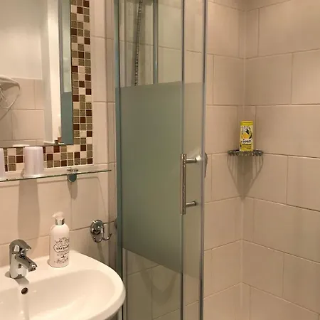 Apartahotel Living Apart 4*